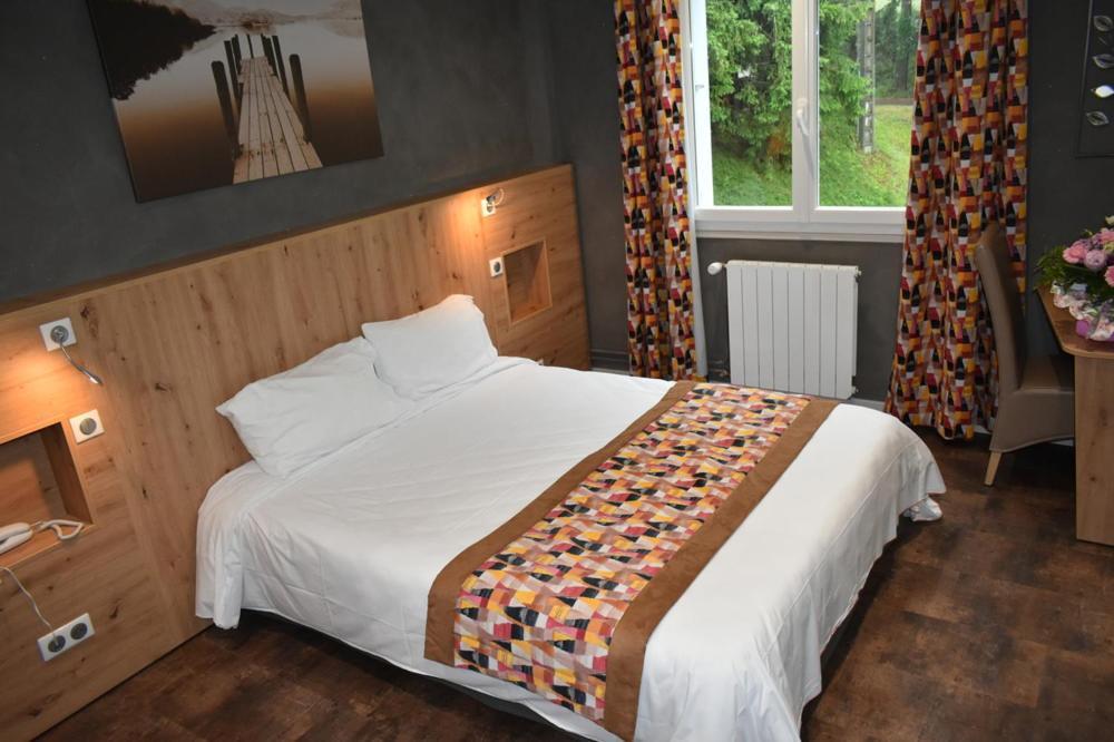 Logis Hotel Beau Site Loubaresse  Exterior photo