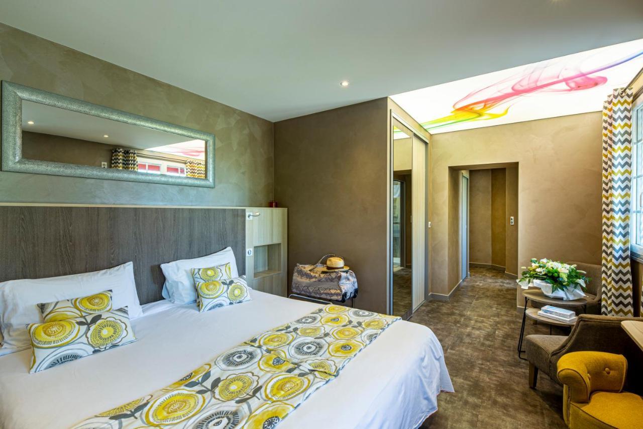 Logis Hotel Beau Site Loubaresse  Exterior photo